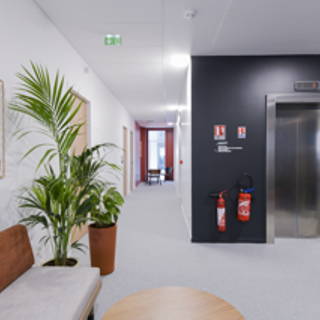 Bureau privé 22 m² 6 postes Location bureau Rue Amédée Saint-Germain Bordeaux 33800 - photo 8